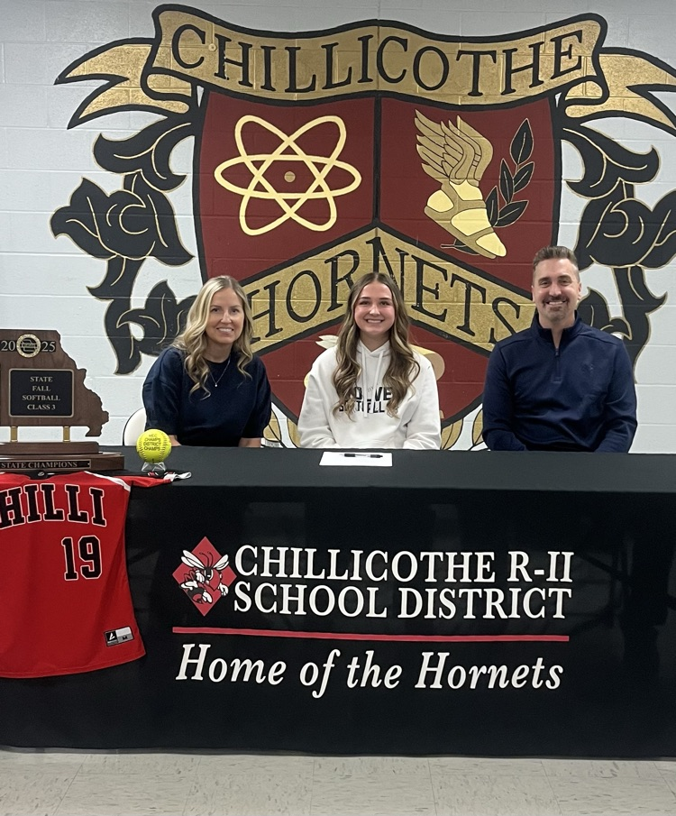 Maicee Albrecht college signing
