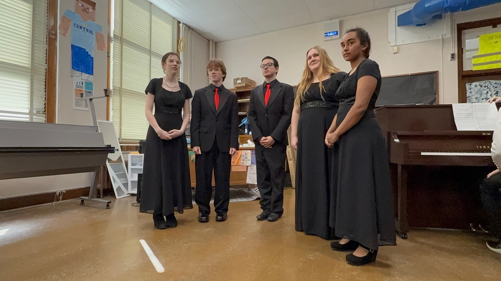 District Mixed Ensemble: Kierra Williams, Tanner Greer, Taylor Cassidy, Kayla Martin, Anya Moore.
