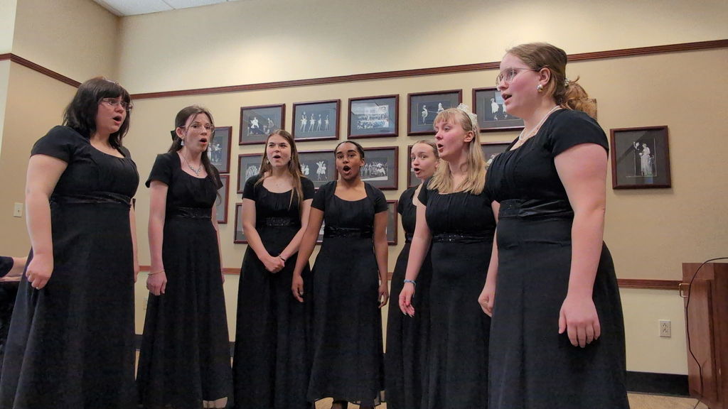 Junior SSA Group Performing