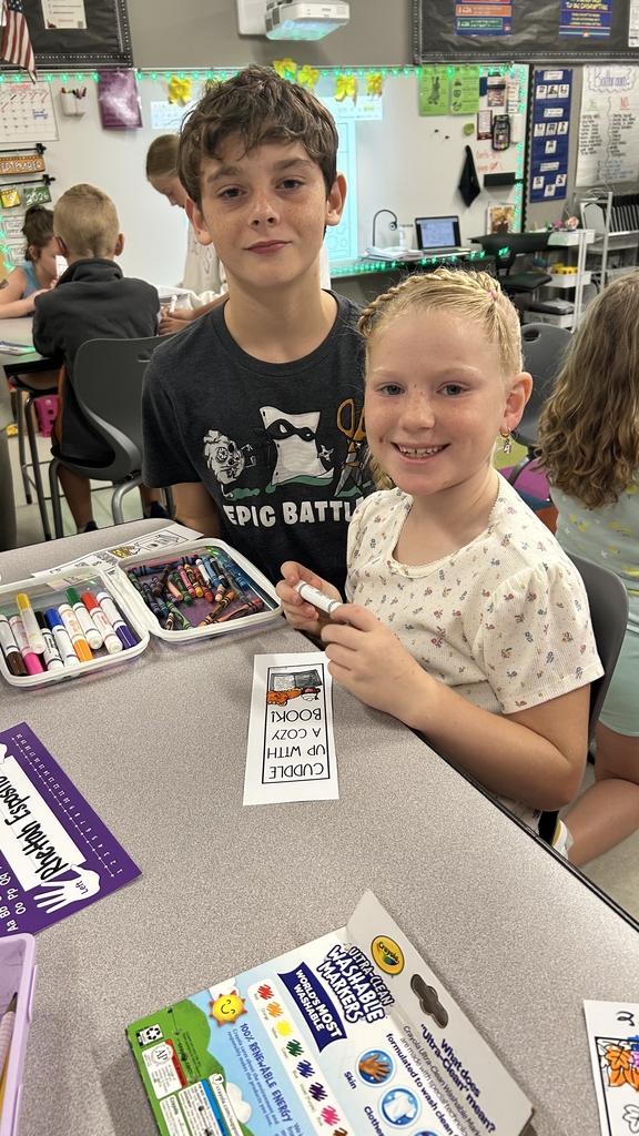 Fifth graders from Mrs. Davis' class joined Second graders from Ms. Myers' class to created fall themed bookmarks for reading!