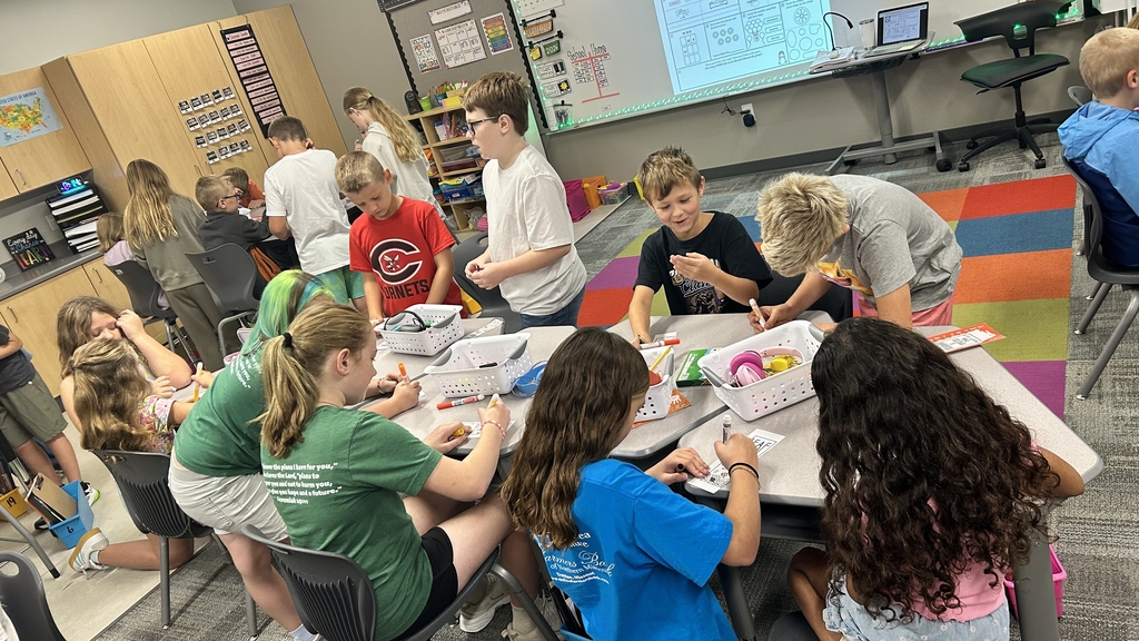Fifth graders from Mrs. Davis' class joined Second graders from Ms. Myers' class to created fall themed bookmarks for reading!