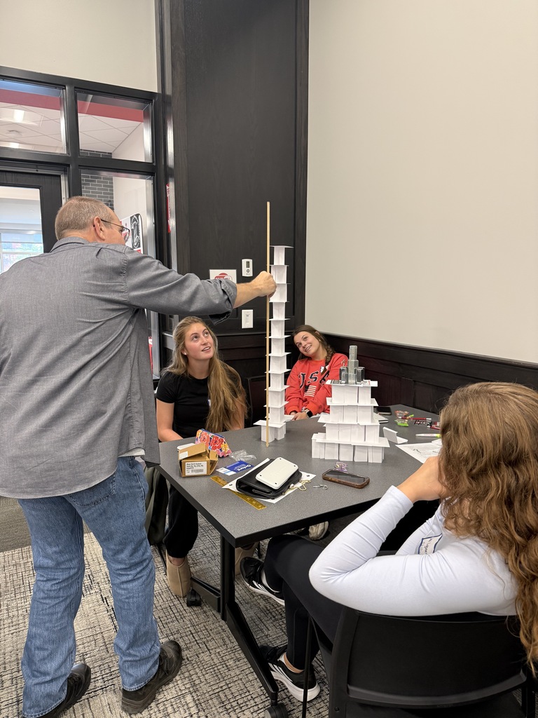abby Marshall and Dawson Baxter in the Engineering Competition