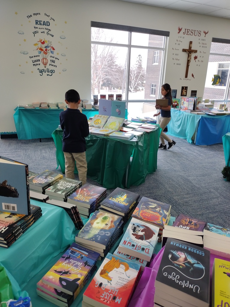 Students are excited to preview the Book Fair.