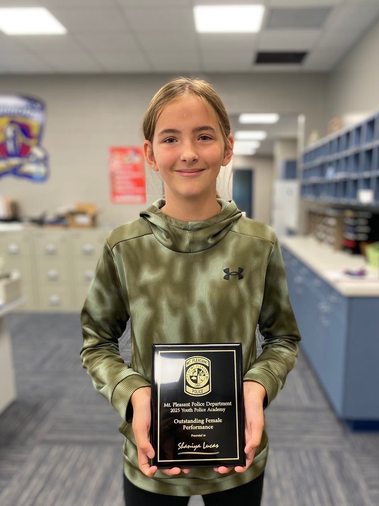 Shaniya Lucas Youth Police Academy Award