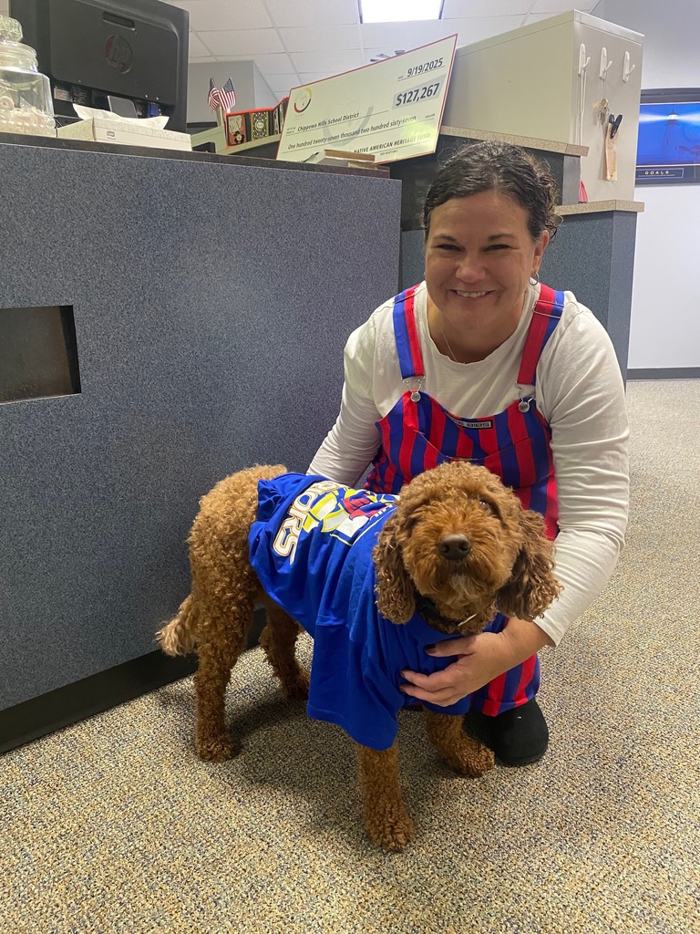 Therapy Dogs: Meet Murphy & Louie!