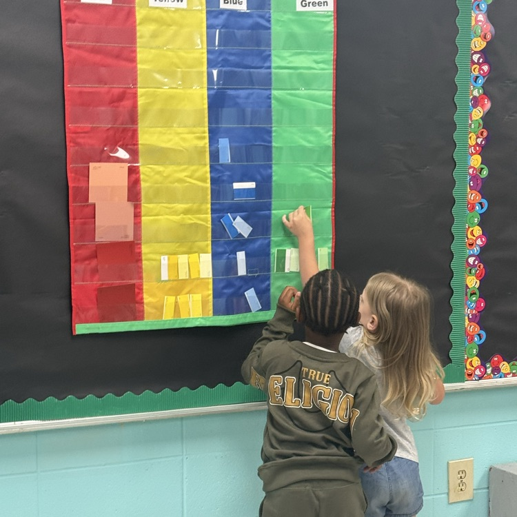 PreK students work hard!