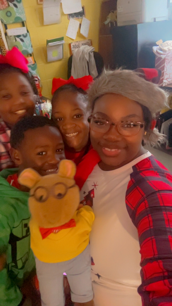 2nd  Grade Christmas Picture just students in WES 2nd Grade