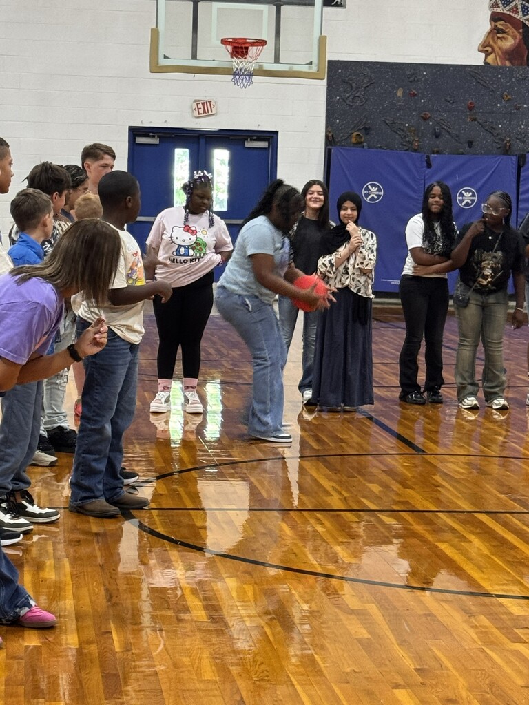 AES students getting more acquainted playing an icebreaker game!