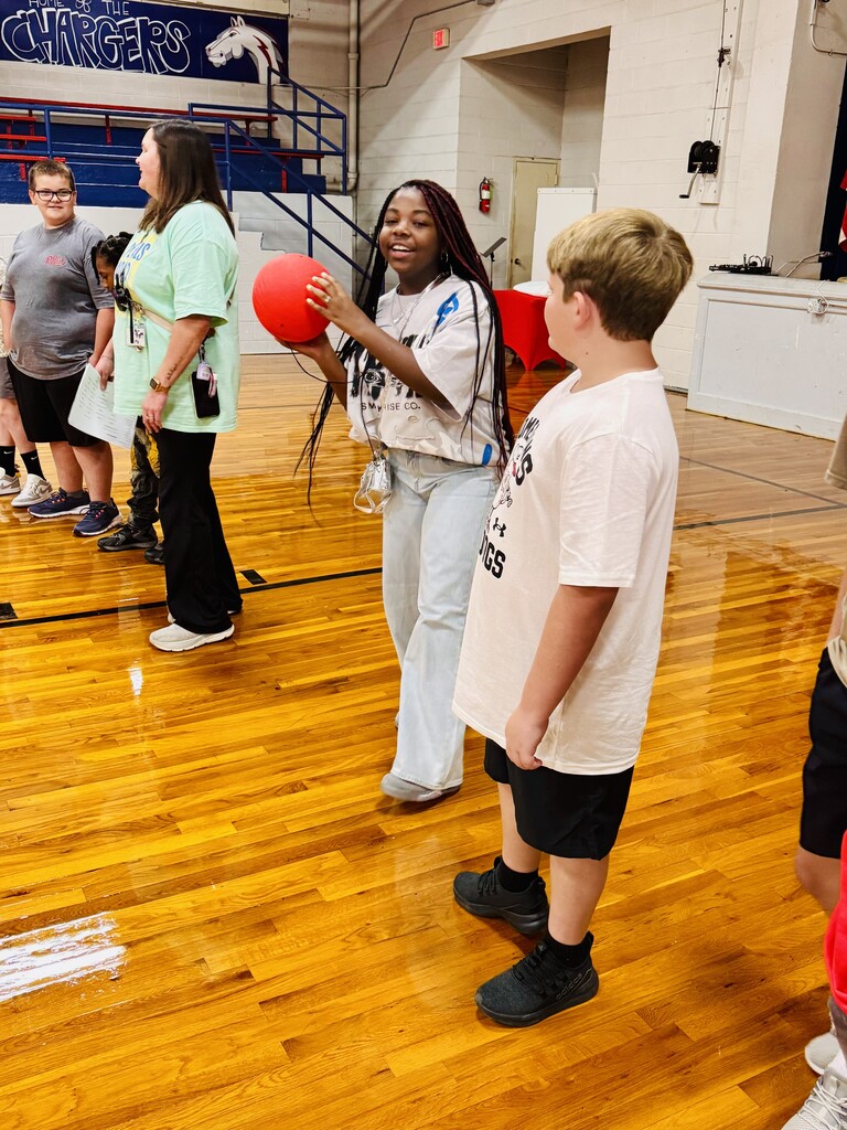 AES students getting more acquainted playing an icebreaker game!
