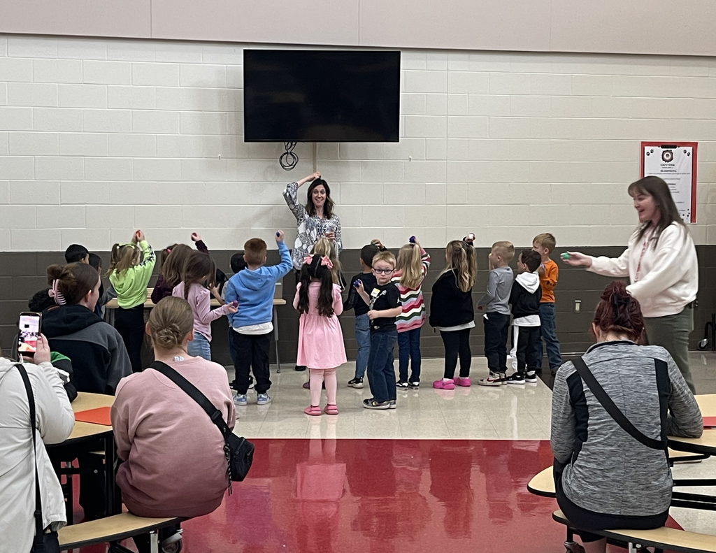 kindergartners in a circle