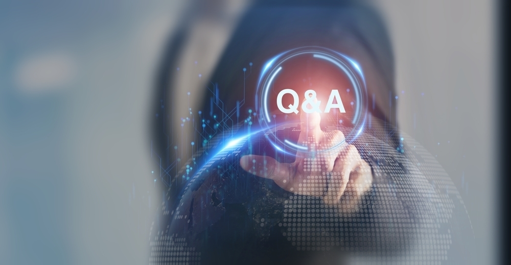 large button that says Q & A