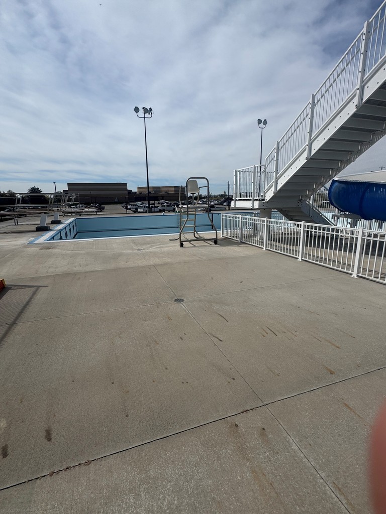 Pool 4