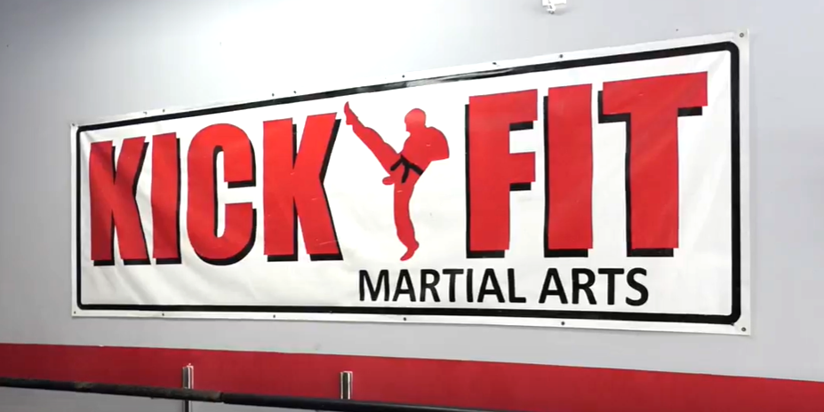 kick fit sign