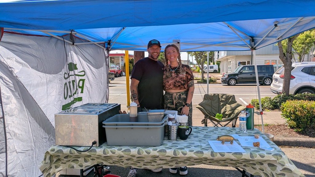 Image of the Pazzo booth at the Creswell Farm to Table Festival.