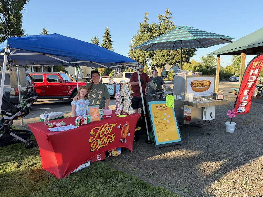 Image of the Good Dogs Hot Dogs booth