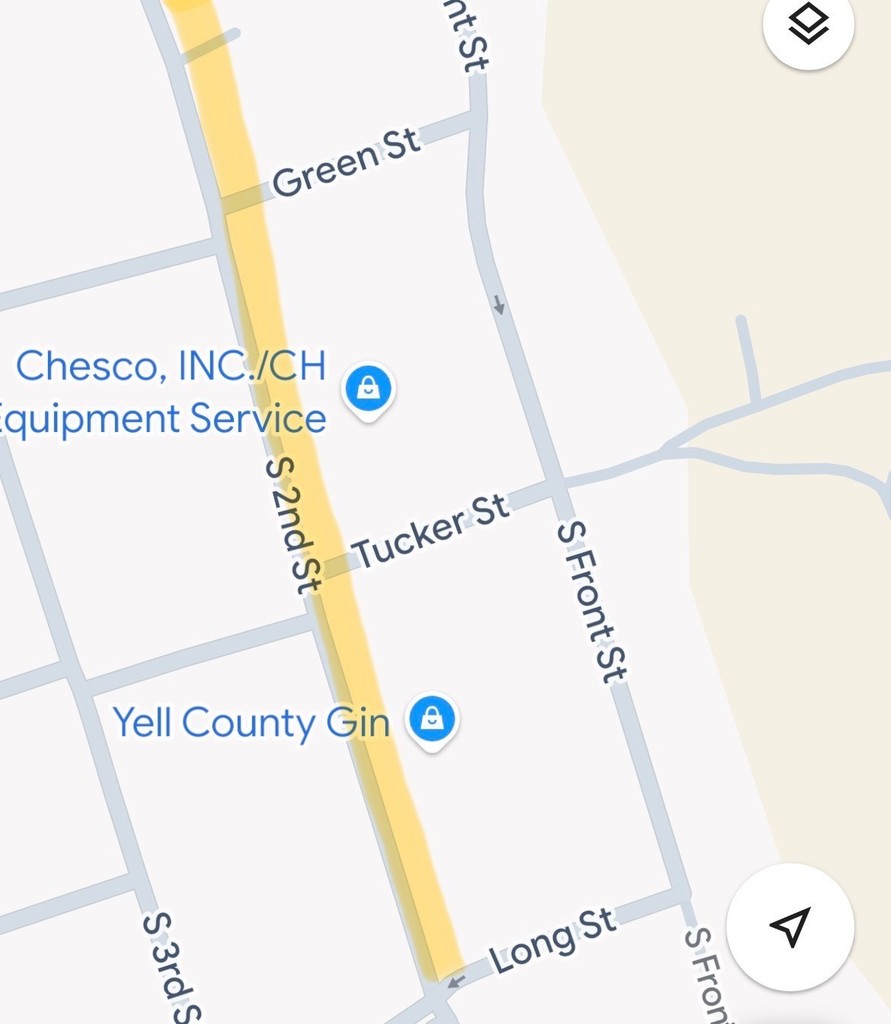 Map screenshot highlighting a road closure on South 2nd Street between Long Street and Green Street in Dardanelle. Nearby landmarks include Yell County Gin and CHESCO Equipment Service. Adjacent streets shown include Tucker Street and South Front Street.