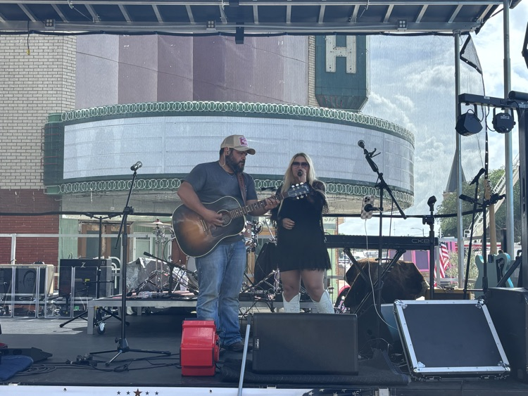 chris zuber and emma new kallus