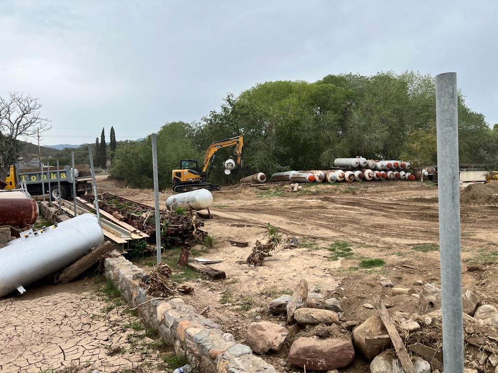 Photo of crews working on loading and moving propane tanks