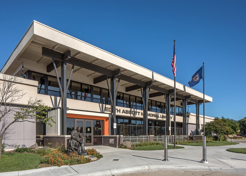 Grand Island Public Library on a warm summer day.