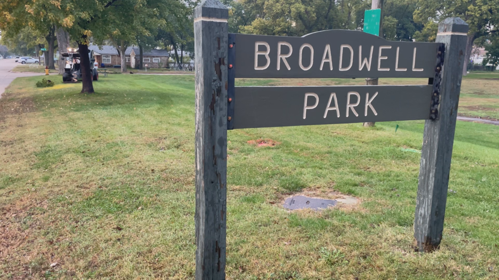 Planting Trees in Broadwell Park