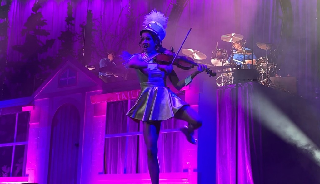 Lindsey Stirling