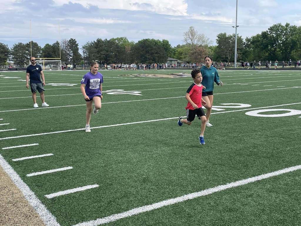 Photo of local youth competing in the Central Nebraska Youth Track and Field Meet