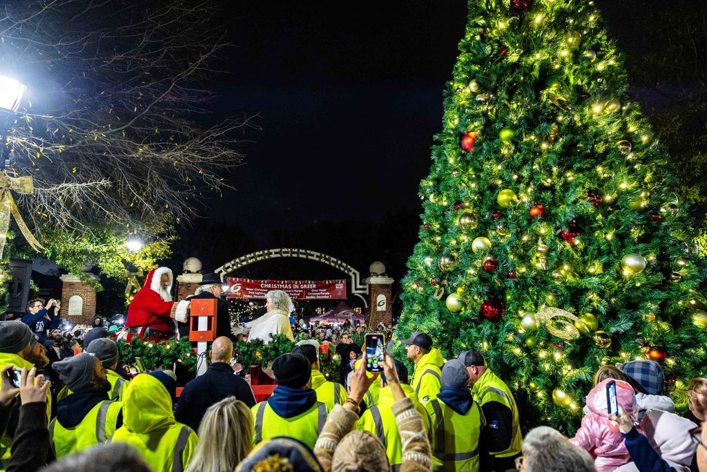 Crowd in front of Christmas Tree at Greer Christmas Tree Lighting