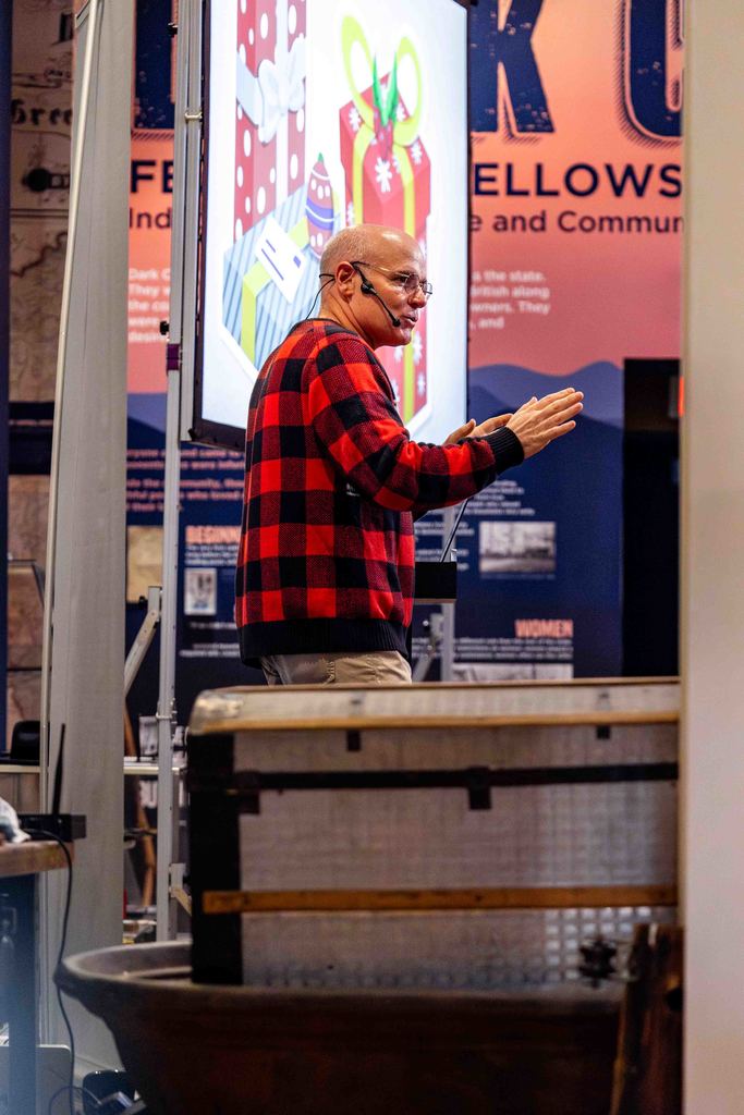 david lovegrove speaking at the heritage museum