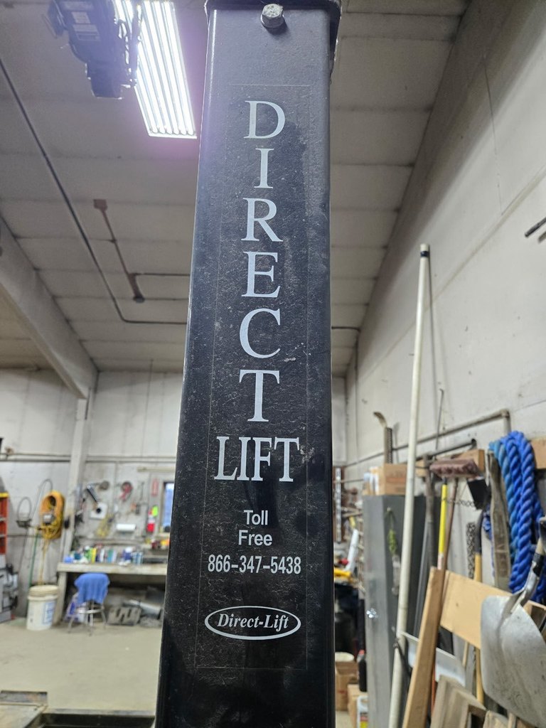 Direct Lift label on post