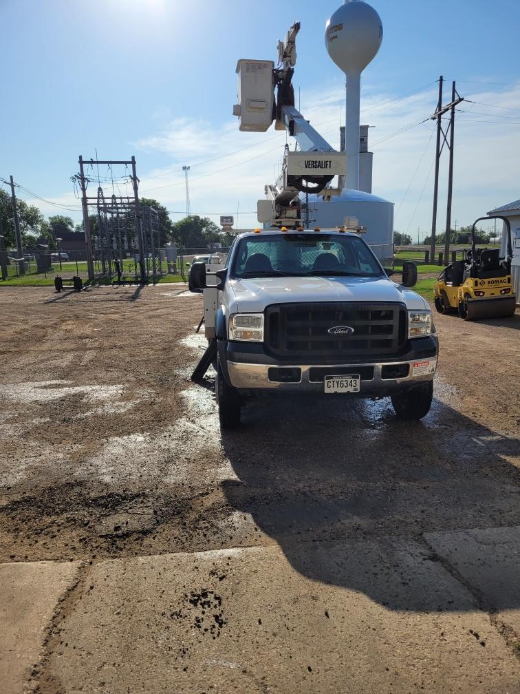 front view of bucket truck