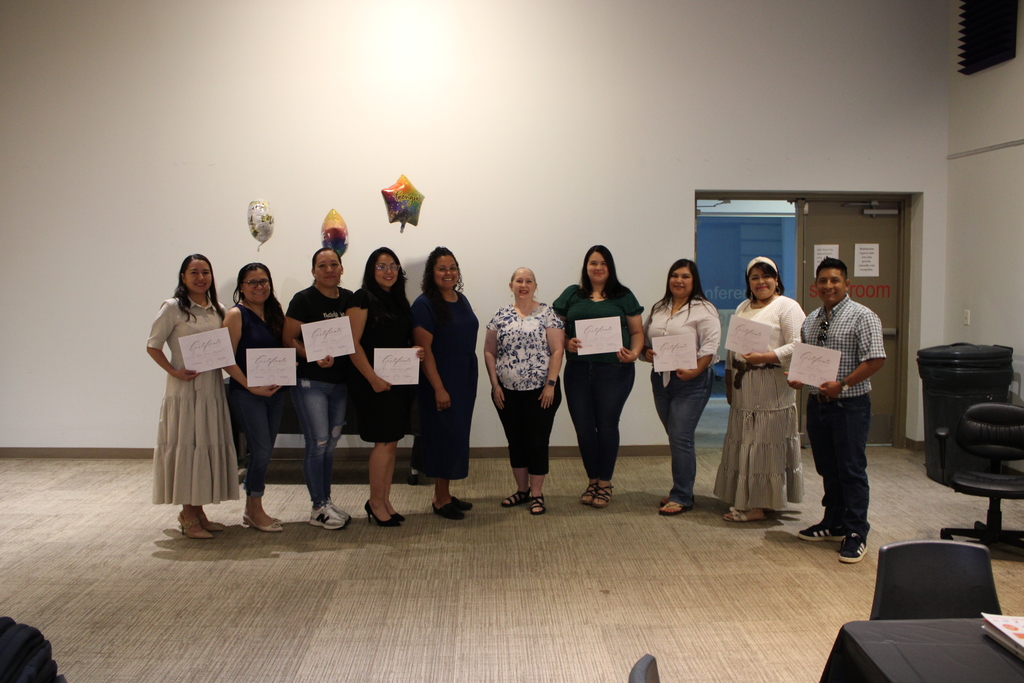 Graduating ESL 2025 Students 