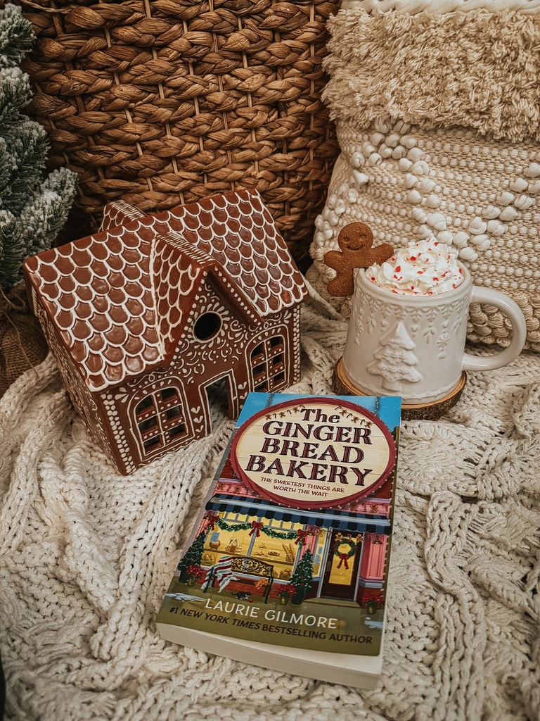 The Gingerbread Bakery by Laurie Gilmore