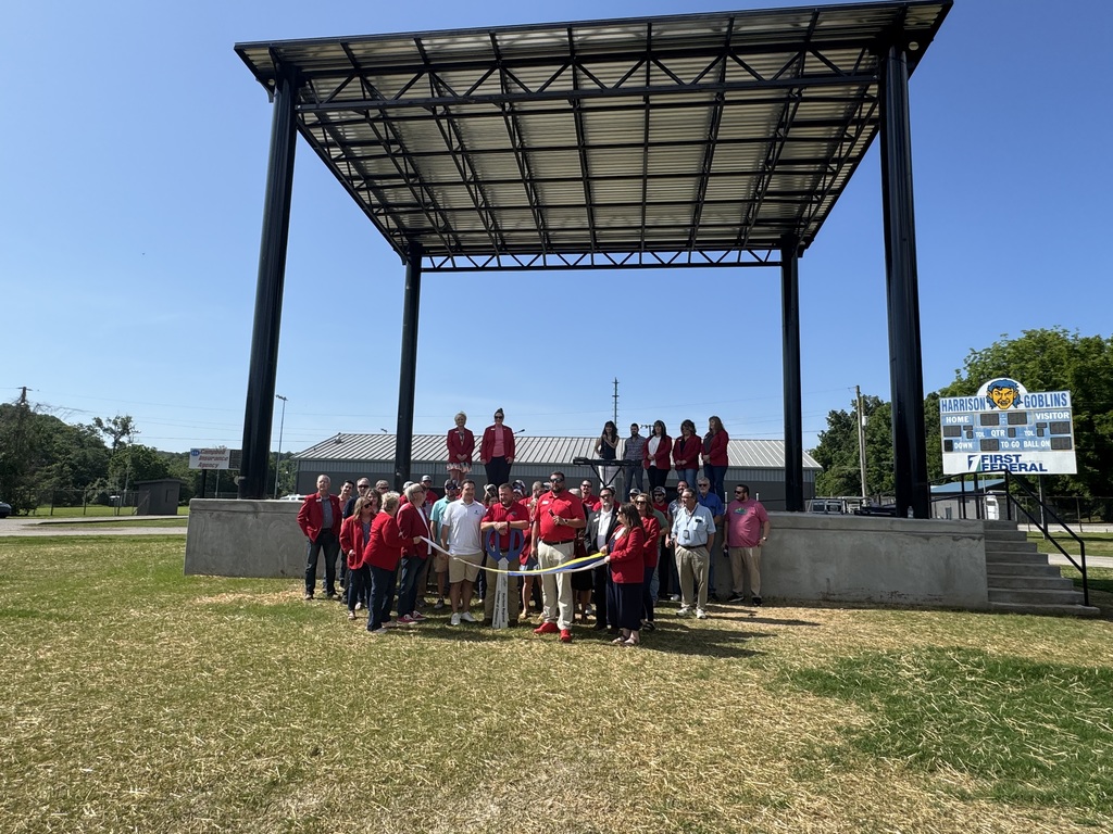 Creekside Amp Ribbon cutting