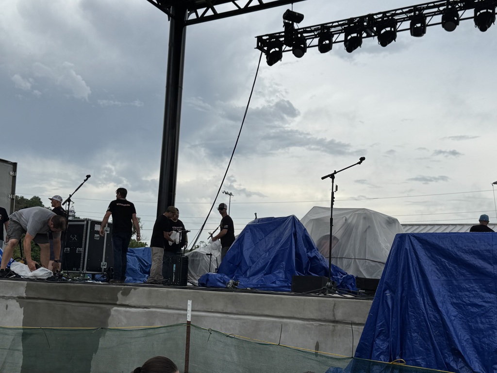 The RCO guys worked hard to keep equipment dry and set up between sets.
