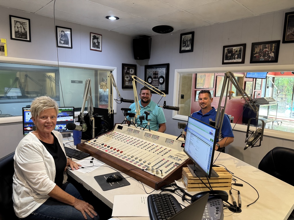 Luke Feighert on the radio with Ann and Matt