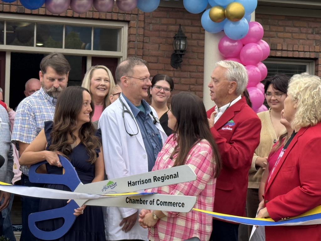 Mayor and Dr. Griffin Arnold II, speak about the need for a business like this.