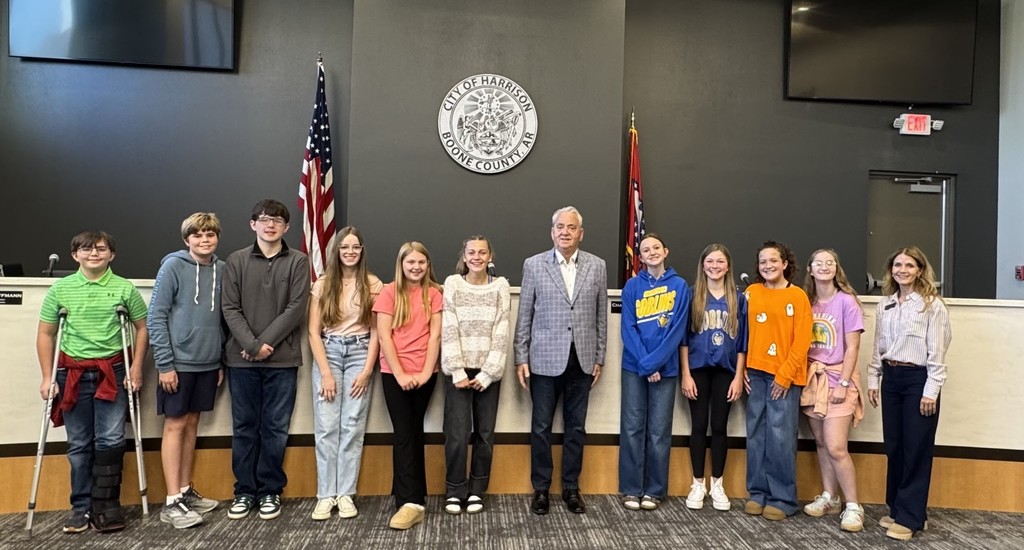 Mayor Jackson with HMS Student Council