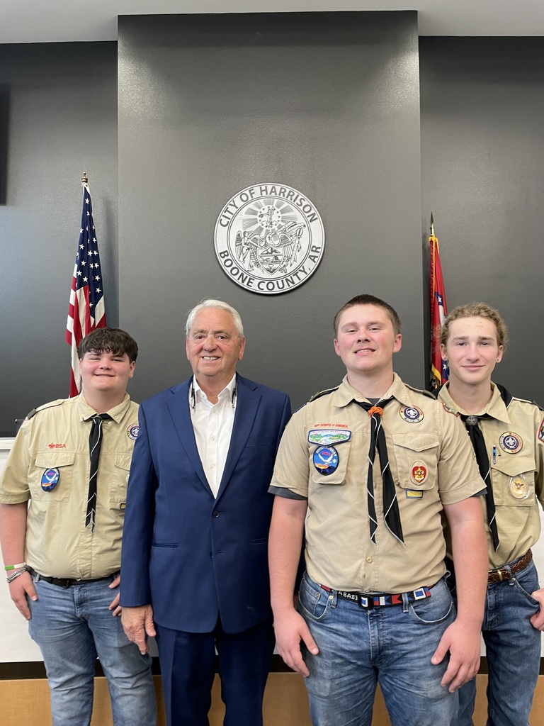 Scouts with Mayor Jackson