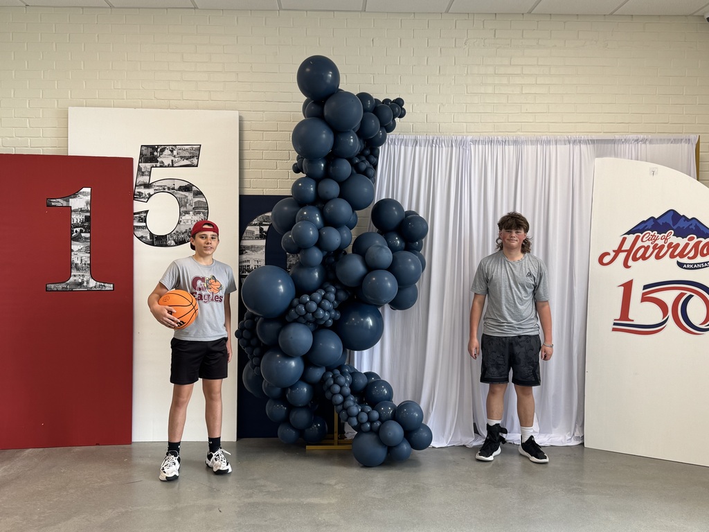 150 Photo Opp