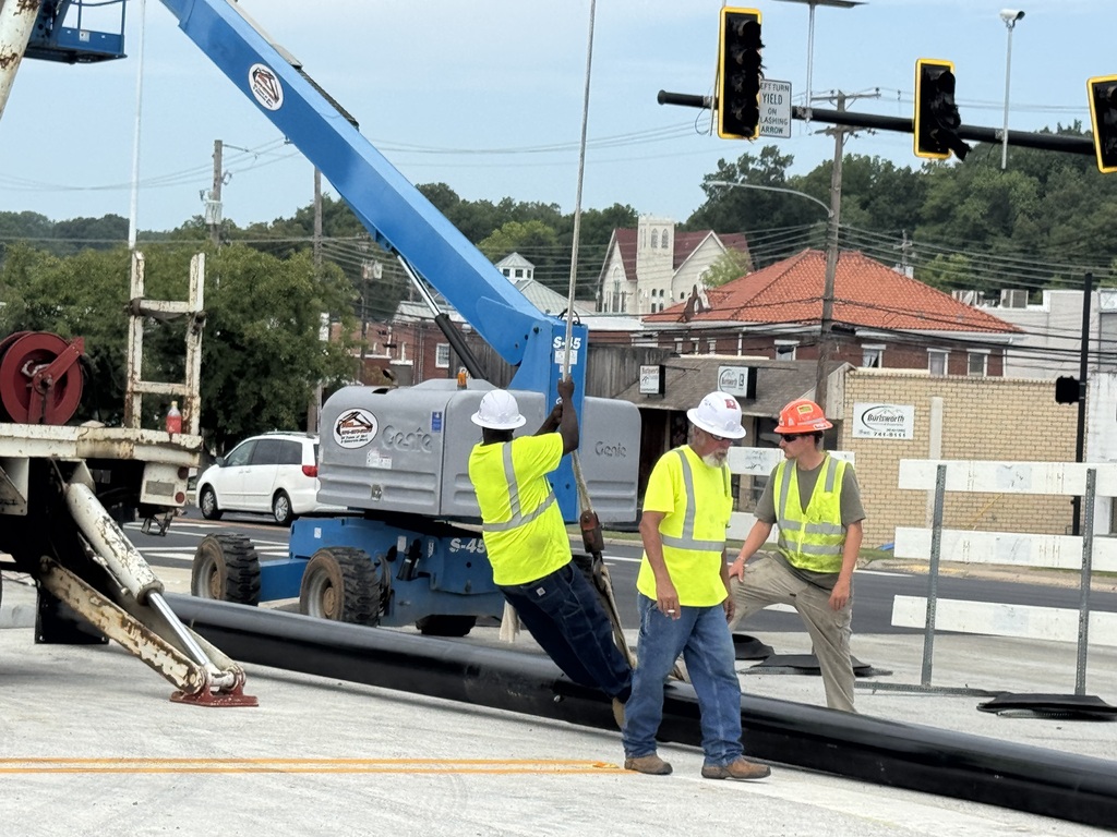 Bridge Traffic Signal installation