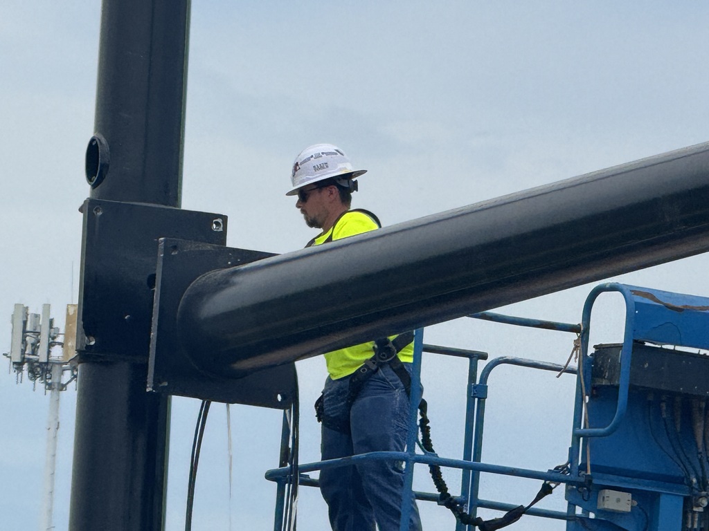 Bridge Traffic Signal installation