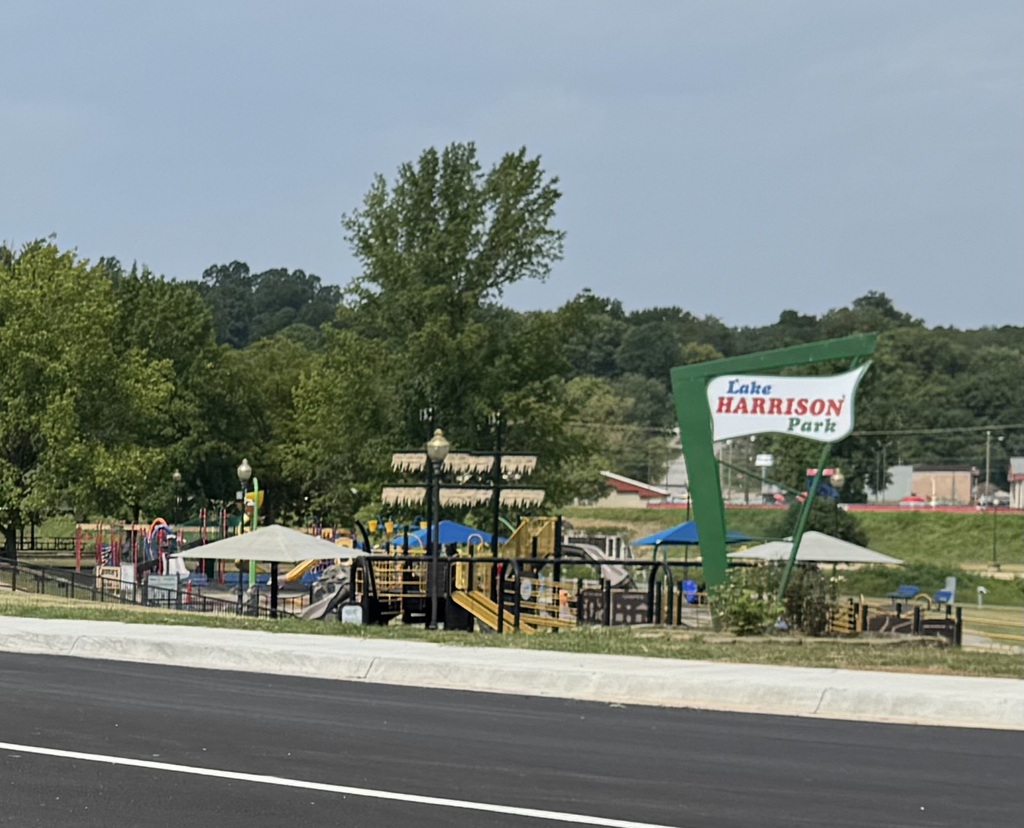 Lake Harrison Park