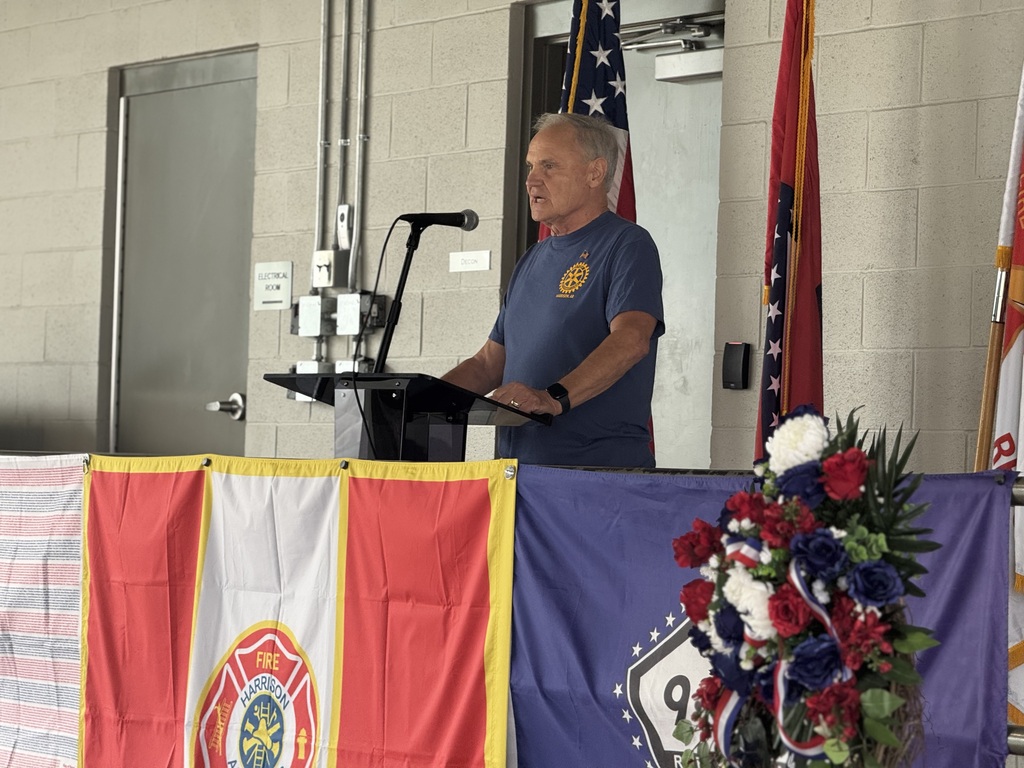 Larry Brandt, Rotary Club rep