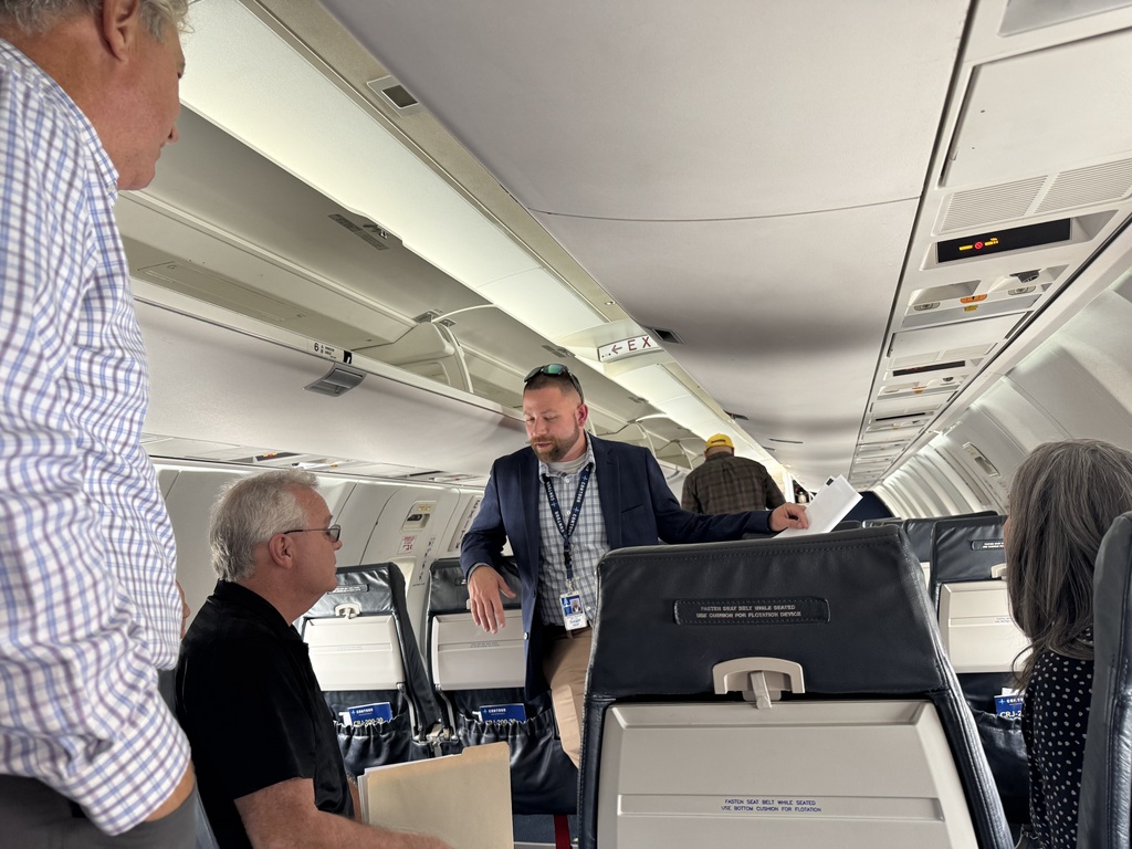 Chatting inside the jet