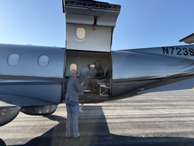 Boutique Airlines