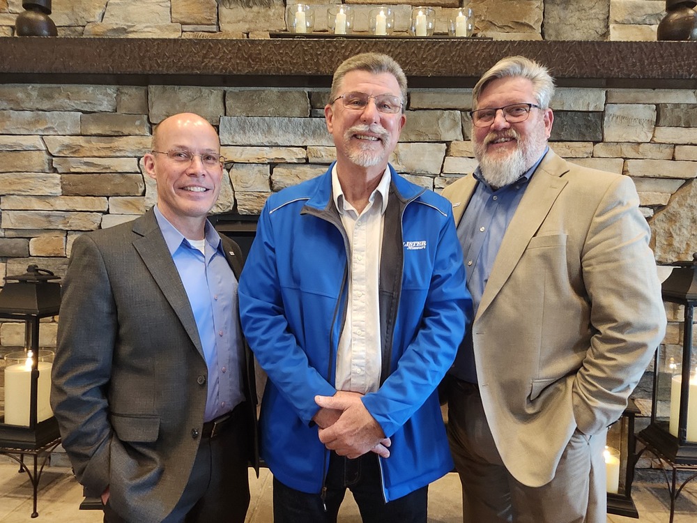 Daren Solomon (center) pictured with Mayor Long and City Administrator Patton
