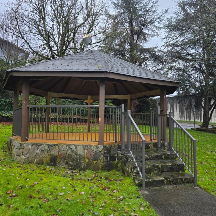 image of new railing at the Toteff park gazebo