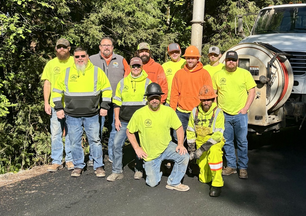 Public Works Group photo - high vis attire