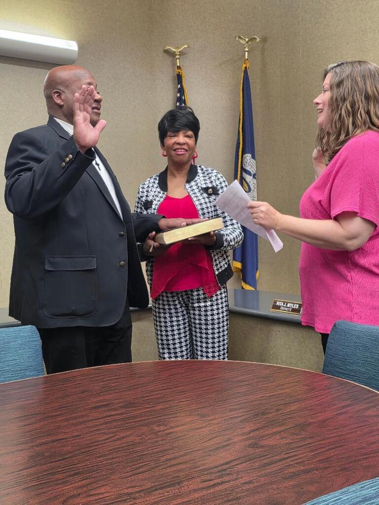 Mayor taking oath