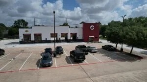 Sneak Peek at New Jiffy Lube in Meadows Place